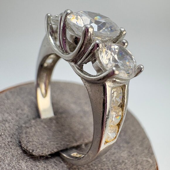 VTG Sterling Silver 925 Three Stone Cubic Zirconia Statement Ring Size 8.75 - Picture 8 of 12